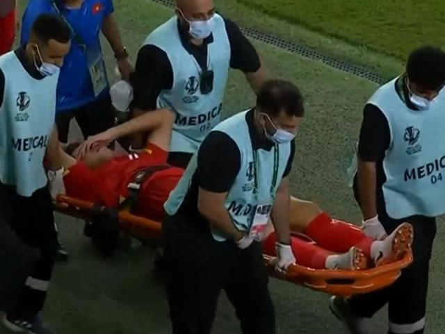 开云-早日康复！越南队后卫韧带撕裂将伤停9个月：他父亲整夜难眠！|中国队|阮晓明|U23亚洲杯|中国亚洲杯|亚洲预选赛_新浪体育_新浪新闻