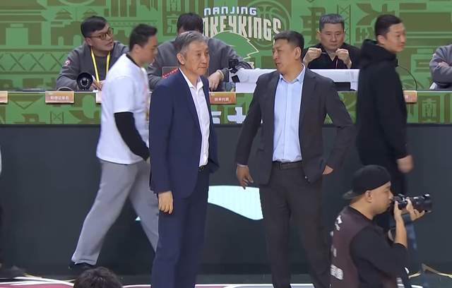 神仙打架！鱼腩双加时掀翻黑马，郭昊文独砍31+6+10，贺希宁28+7